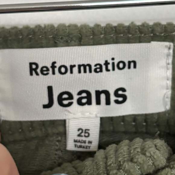 Reformation Jeans Wilder Painter High Rise Wide Leg Corduroy Pants Moss - Picture 3 of 6